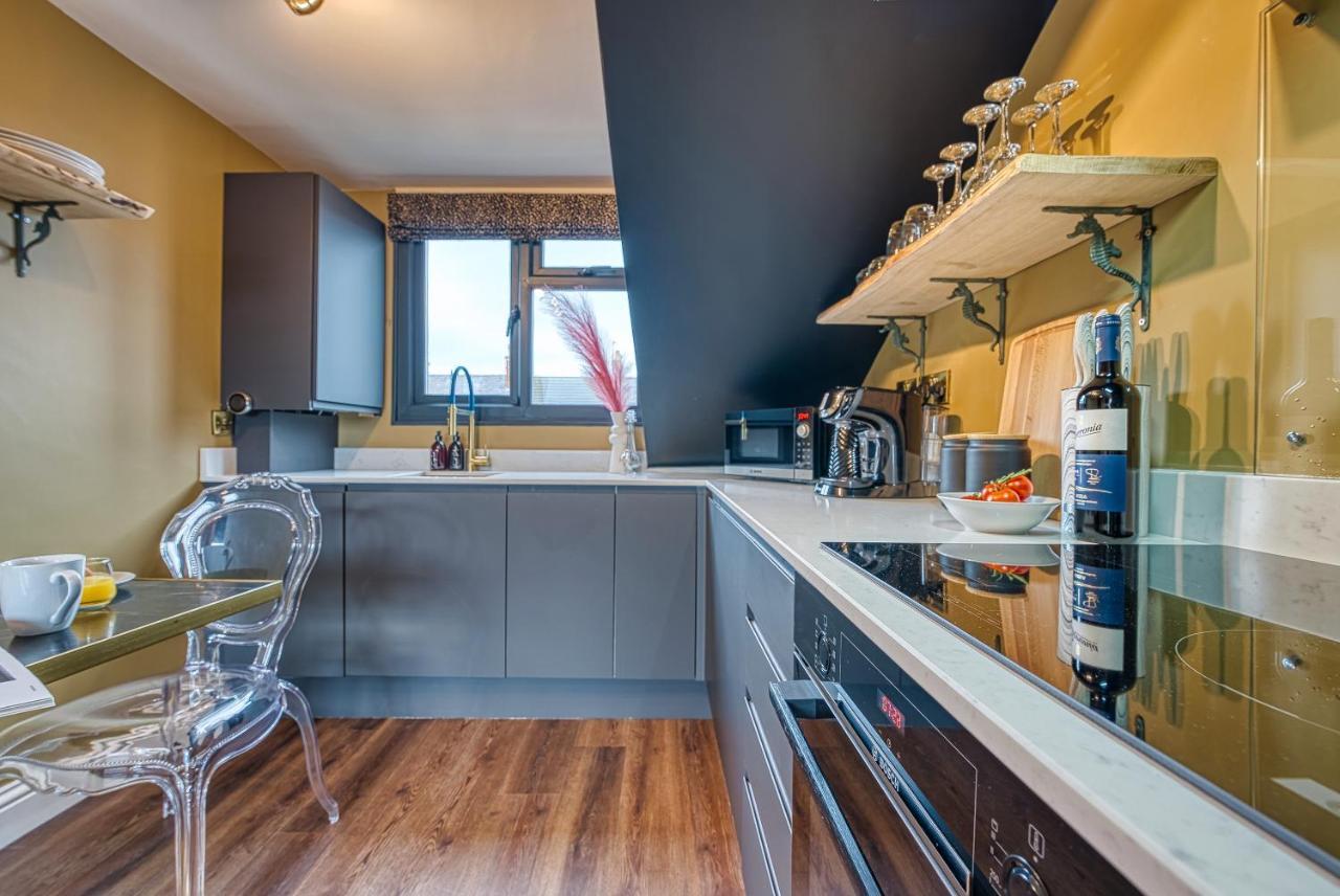 Casa Del Artista - Luxury Apartments, Whitby Buitenkant foto