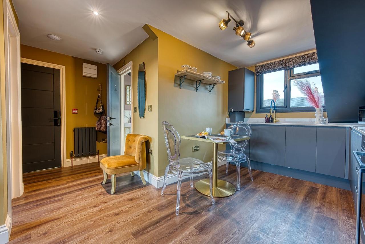 Casa Del Artista - Luxury Apartments, Whitby Buitenkant foto
